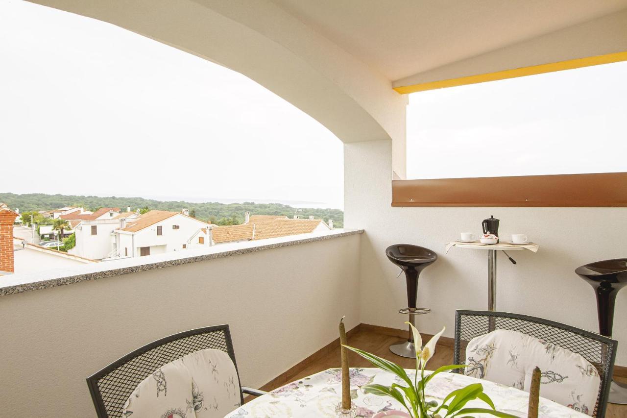 Apartmani Justic Njivice Bagian luar foto
